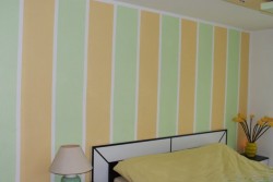 väggmålning i två färger
