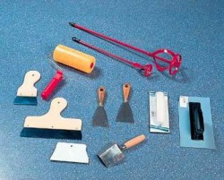 nødvendige værktøjer til dekorativt gips