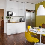 bright wall for a small kitchen
