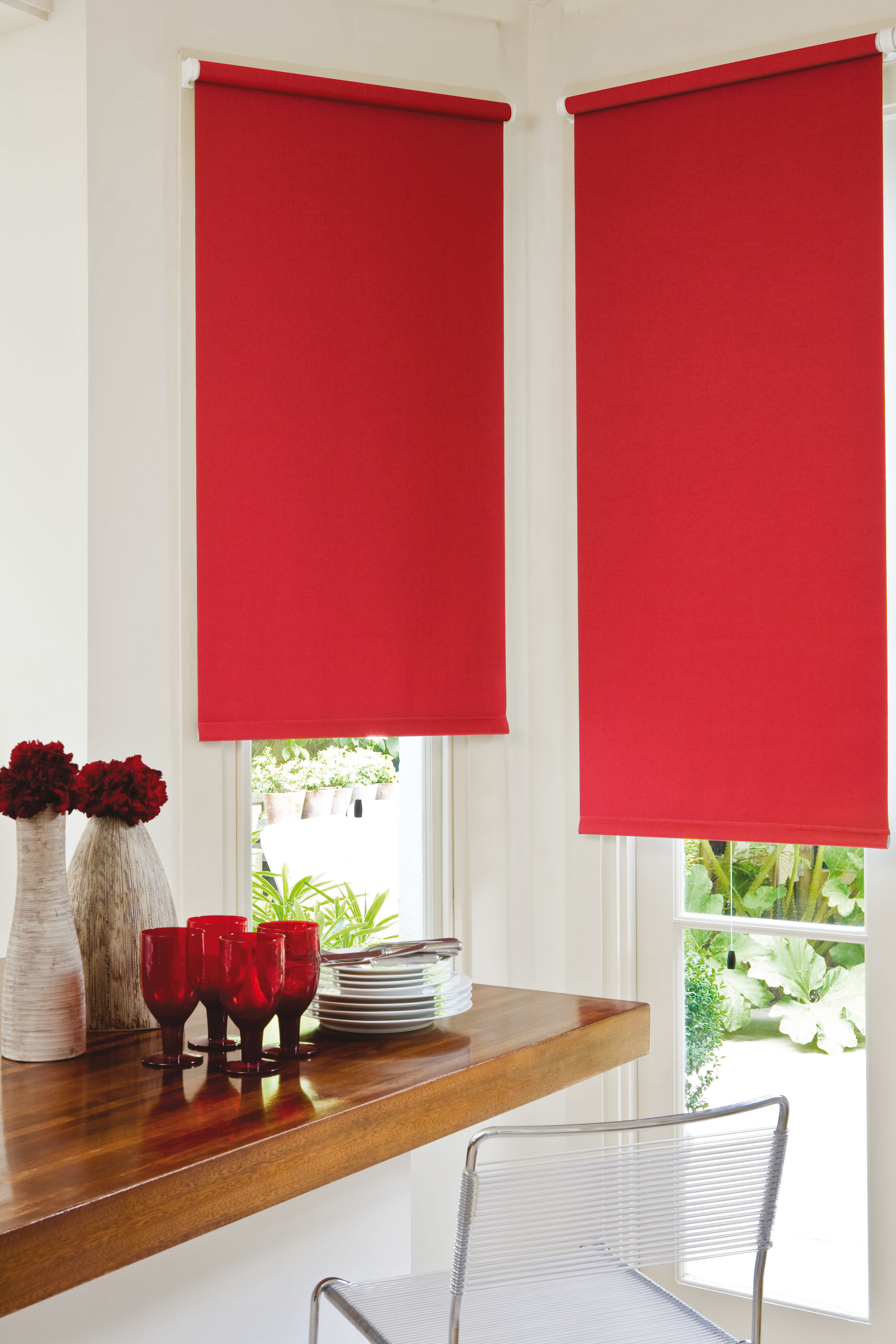 How to choose roller blinds: fabric, color, features