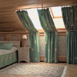 gardiner och sängöverdrag i samma färg