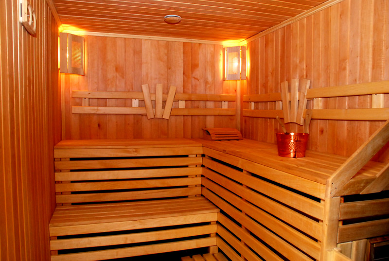 Welke materialen te gebruiken voor de inrichting van een bad, sauna