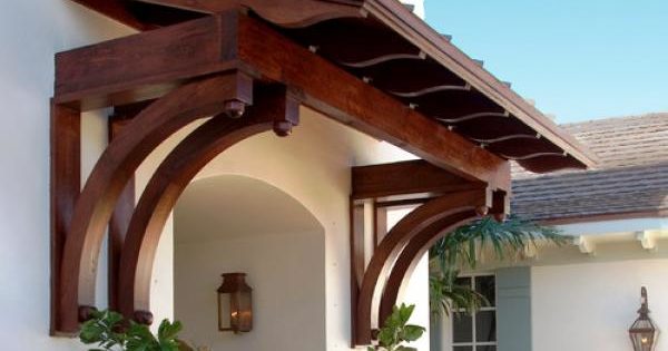 Visor above the wooden porch: 5 tips for choosing a design and manufacturing