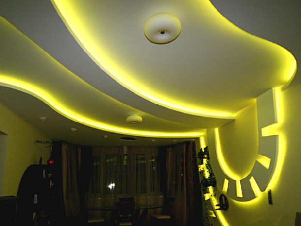 LED-remsa i interiören: 45 idéer för användning + foto