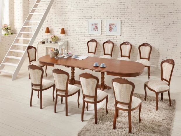 advantages of italian dining furniture