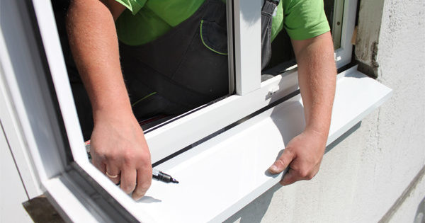 Ebbs for plastic windows: selection and installation