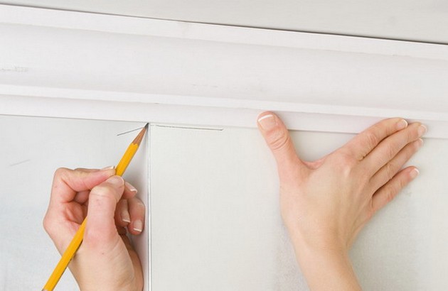 8 tips for sticking ceiling skirting or fillet
