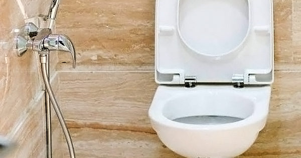 מקלחת היגיינית לשירותים: 8 טיפים לבחירה