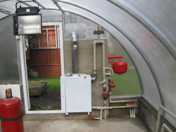greenhouse heating 11
