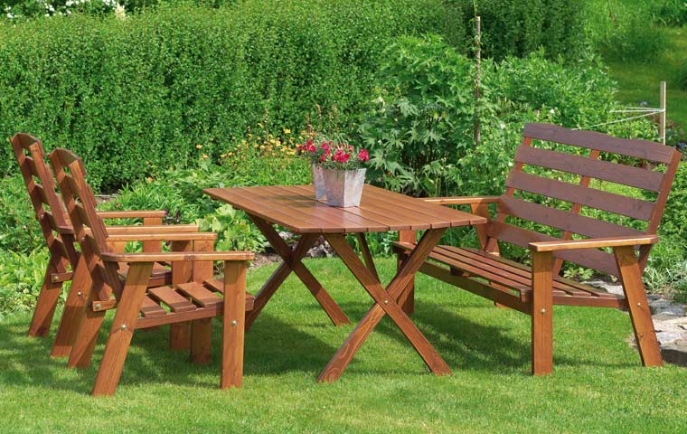 12 tips for choosing garden furniture: material, size, style