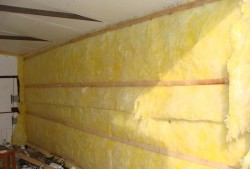 insulating the garage from the inside with mineral wool 2